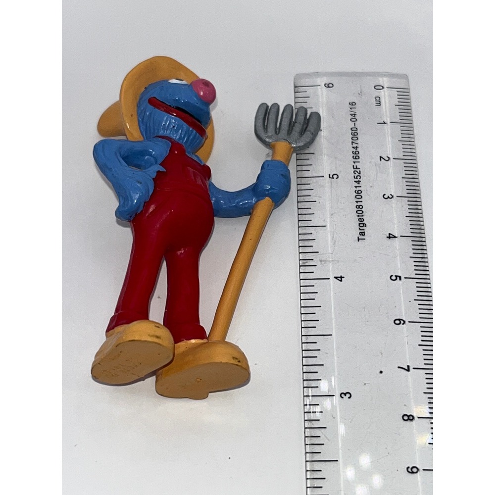 Sesame Street PVC Figures Grover Farmer Snuffleupagus Sled Alice Skateboard Lot - Picture 5 of 5